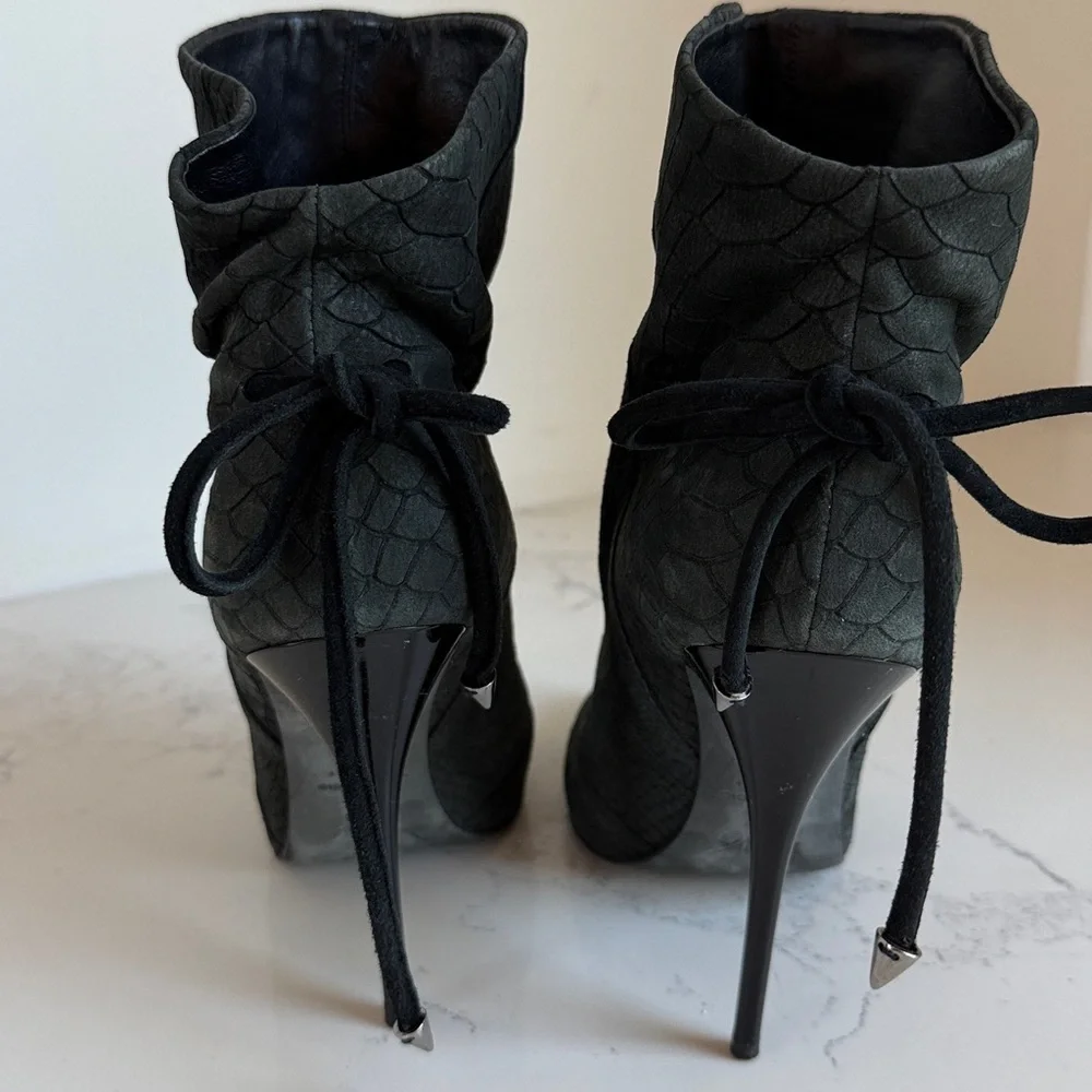 Giuseppe Zanotti Snakeskin Ankle Boots Grey Suede Stiletto Heel Lace Back 37